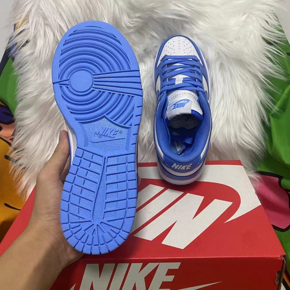 Women's Nike blue sneakers - Picture 5 of 5